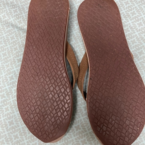 Reef Brown Leather Thong Sandals - Picture 2 of 5
